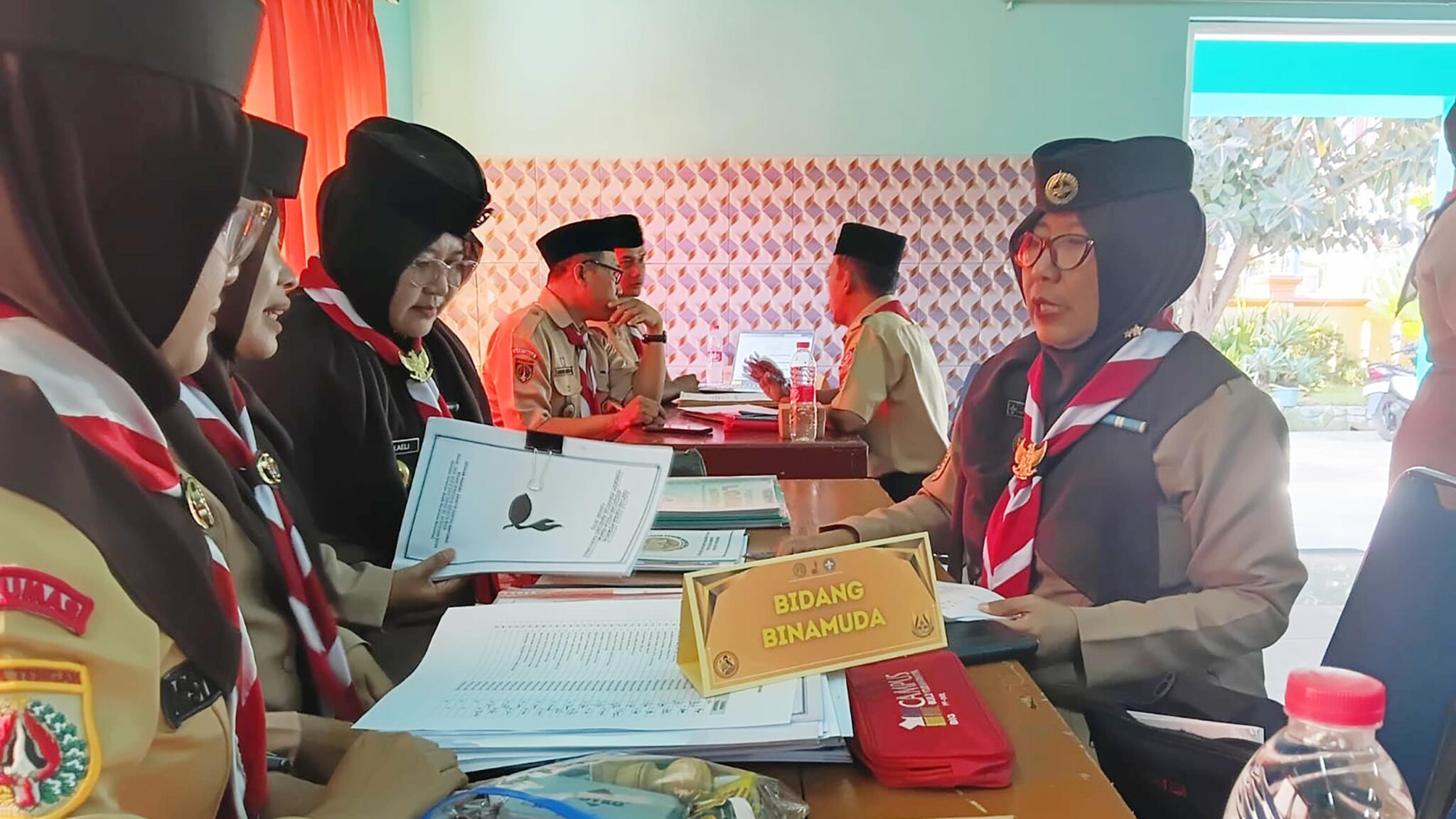Lanjutkan Roadshow LKT 2026, Tim Penilai Kwarcab Banyumas Sambangi Kwarran Banyumas