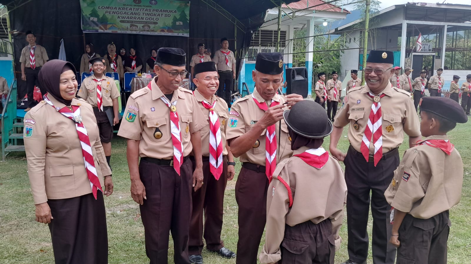 Ratusan Pramuka Penggalang Ikuti Lomba Kreatifitas Pramuka Penggalang (LKP2) Kwaran Dolo Tahun 2025